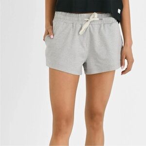 Vuori Women’s Halo Performance Pale Grey Shorts Small